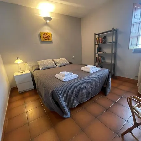 El Campon, Holiday home *