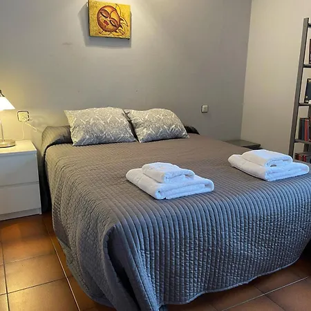 El Campon, Holiday home *